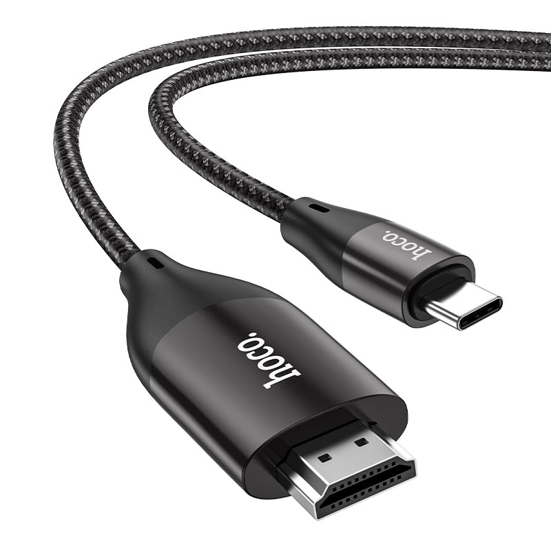 Кабель USB-C to HDMI, підключений до ноутбука та монітора, з передачею зображення у форматі 4K