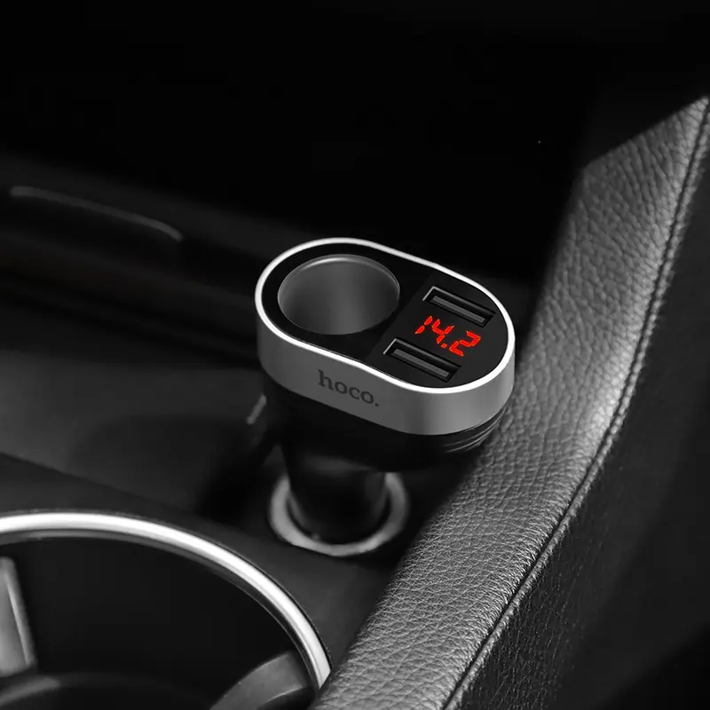 Автомобільне зарядне Hoco Z29 Regal Car Lighter, Car Charger, 2USB 3.1A, Car-Socket, LCD, Black), зображення 3