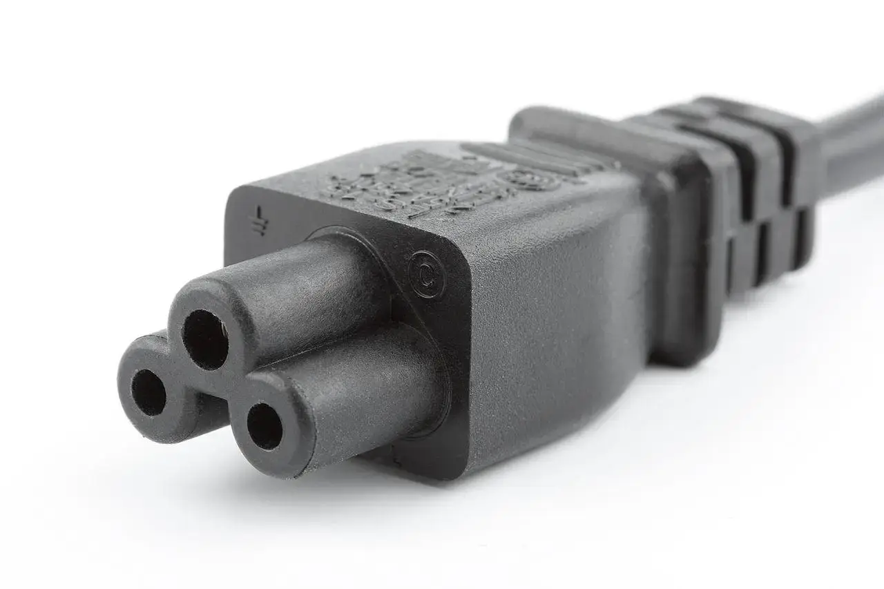 Кабель ATCOM IEC C5 (мікімаус) на євро вилку CEE 7/7 1.8m 10119), зображення 5