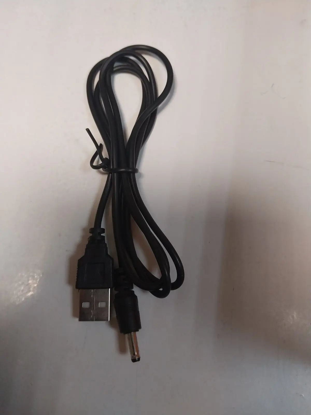 Кабель живлення Power USB - 3,5*1,35 mm 1метр від батарейки.com.ua