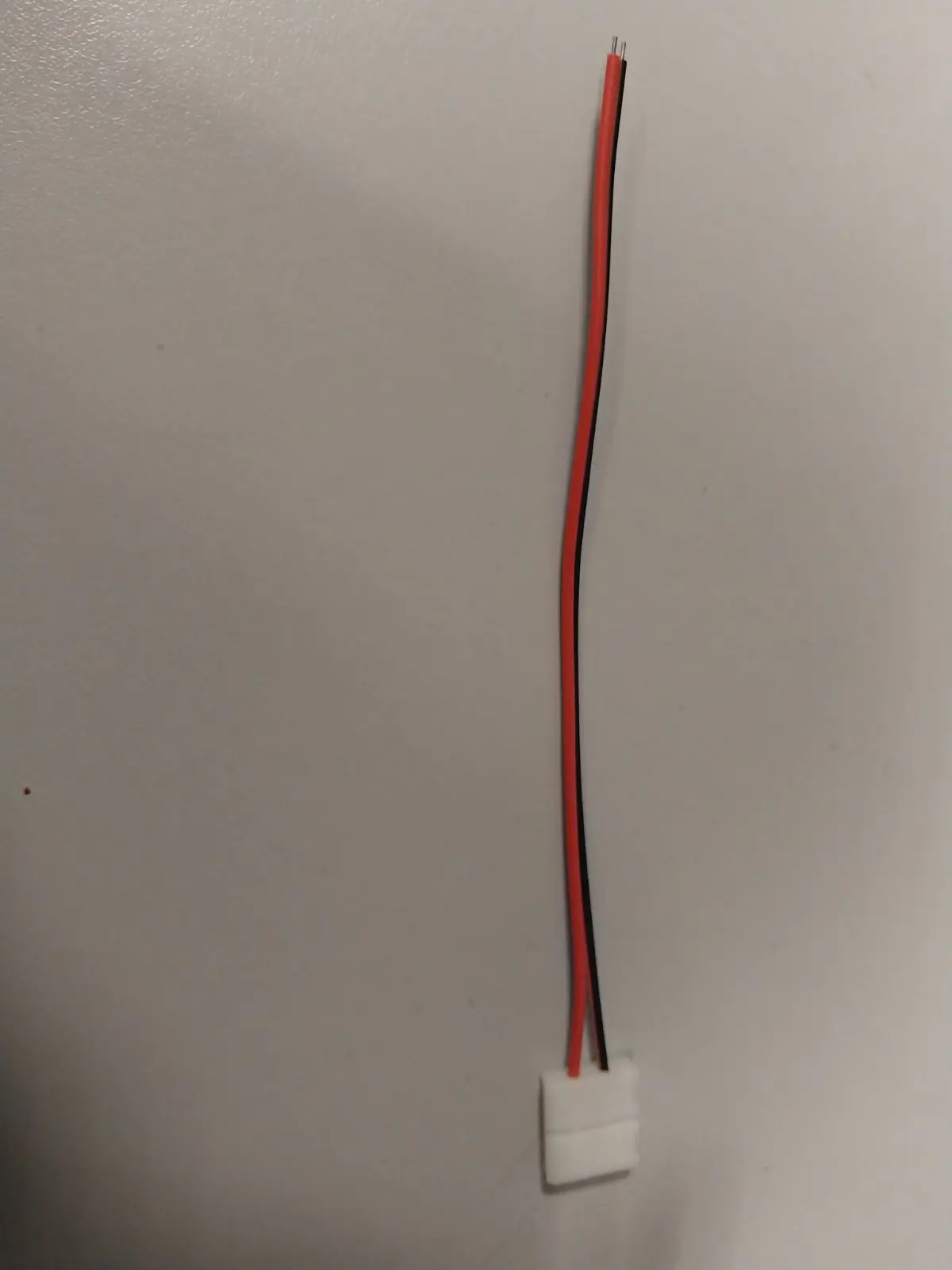 Led кабель з'єднувач SMD5050 (1jack) WHITE (PL) (ACVST-5050-1-W(PL)) (тип конектора SMD 5050, фурнітура для світлодіодної стрічки) від батарейки.com.ua