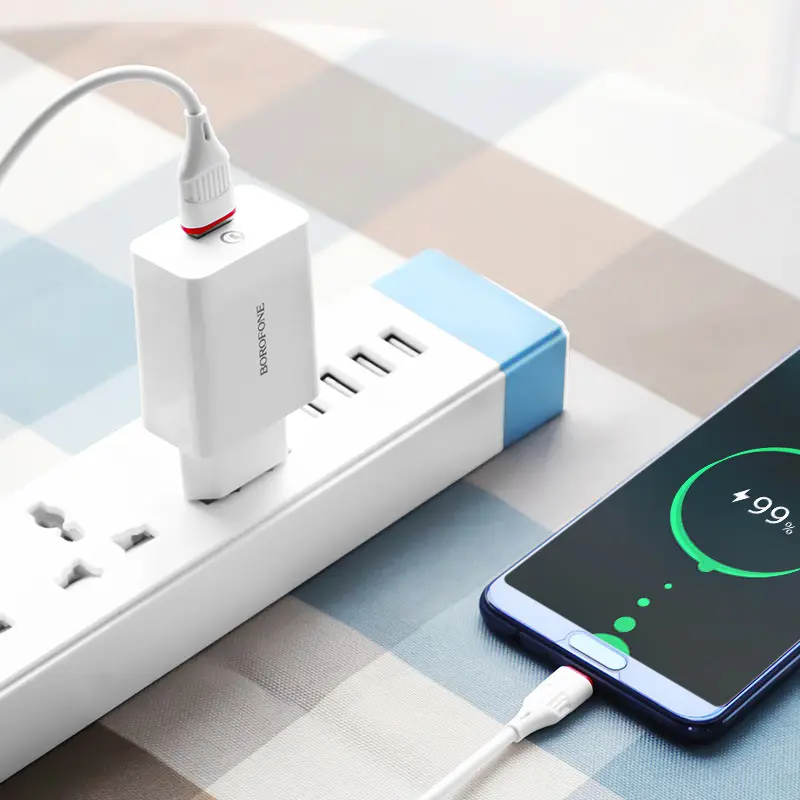 Зарядне BOROFONE BA21A 1USB 3A QC3.0 white з кабелем Micro USB у комплекті), зображення 4 Зарядне BOROFONE BA21A 1USB 3A QC3.0 white з кабелем Micro USB у комплекті), зображення 4