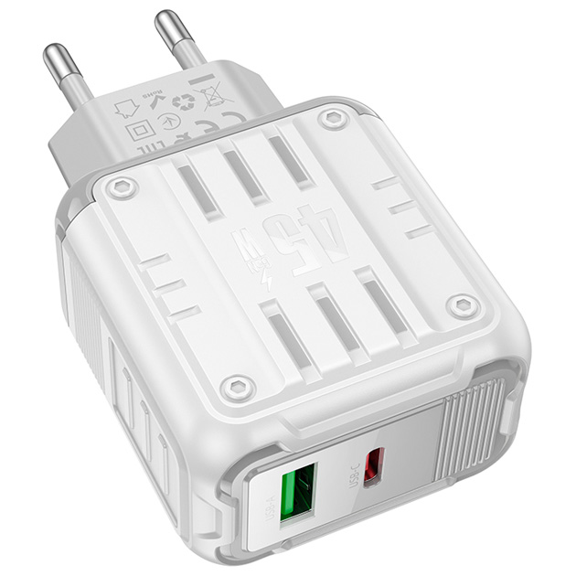 Мережеве зарядне HOCO C136A USB-A, USB-C 3А PD45W QC3.0 біле), зображення 4 Мережеве зарядне HOCO C136A USB-A, USB-C 3А PD45W QC3.0 біле), зображення 4