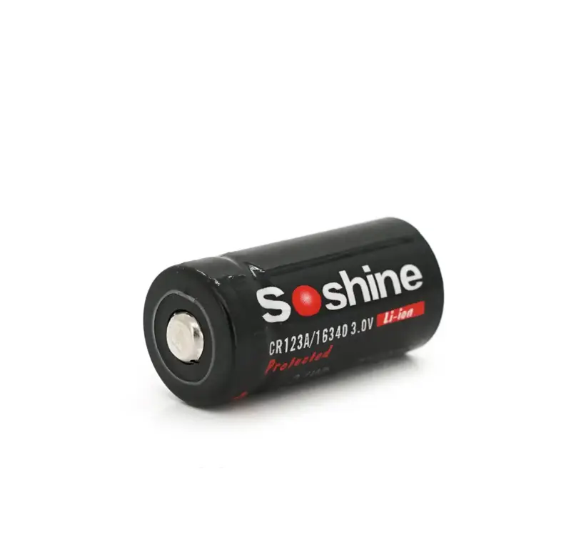 Акумулятор Літієвий Soshine CR123/16340-3.0V 700mAh, Protected, напруга 3.0В як у CR123 батарейки (завдяки вбодованій електроніці на виході акумулятора постійні 3.0 Вольти що безпечно для тепловізерів, та нічних прицелів,)  від батарейки.com.ua