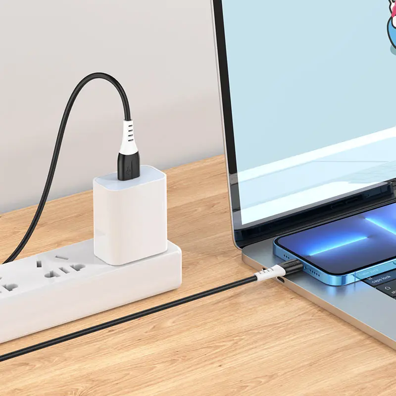 Кабель HOCO USB to Lightning X82 silicone data cable 2.4A 1m чорний), зображення 6 Кабель HOCO USB to Lightning X82 silicone data cable 2.4A 1m чорний), зображення 6