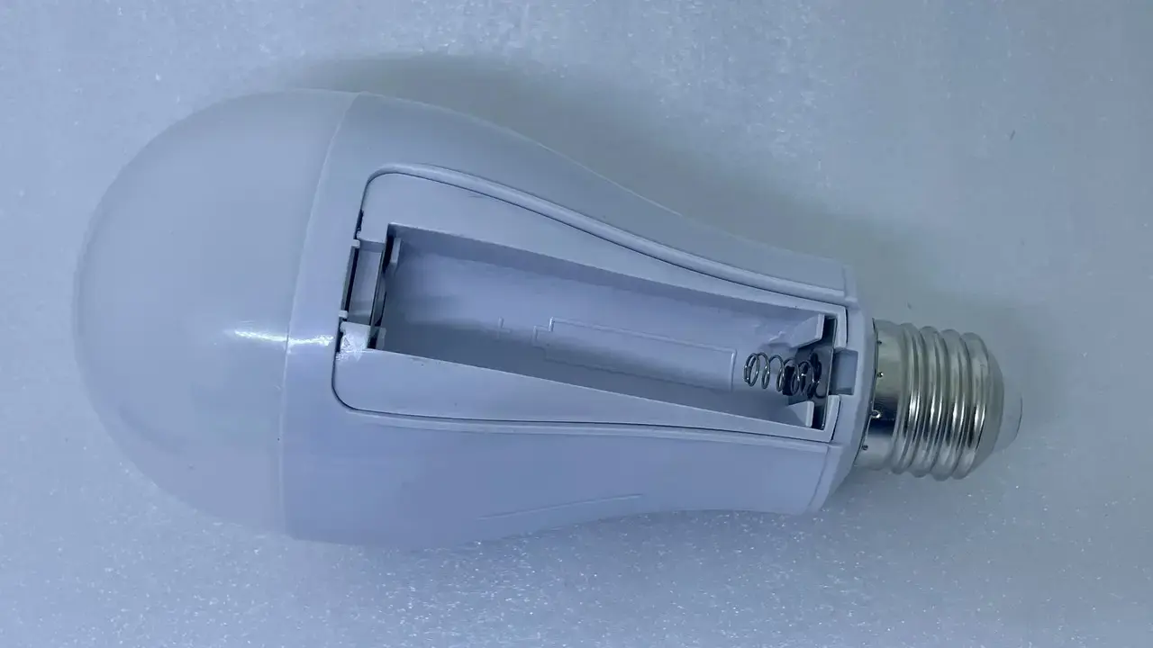 Ліхтар ЛАМПОЧКА FAE-3920LED 20W SMD+2x18650 ), зображення 6